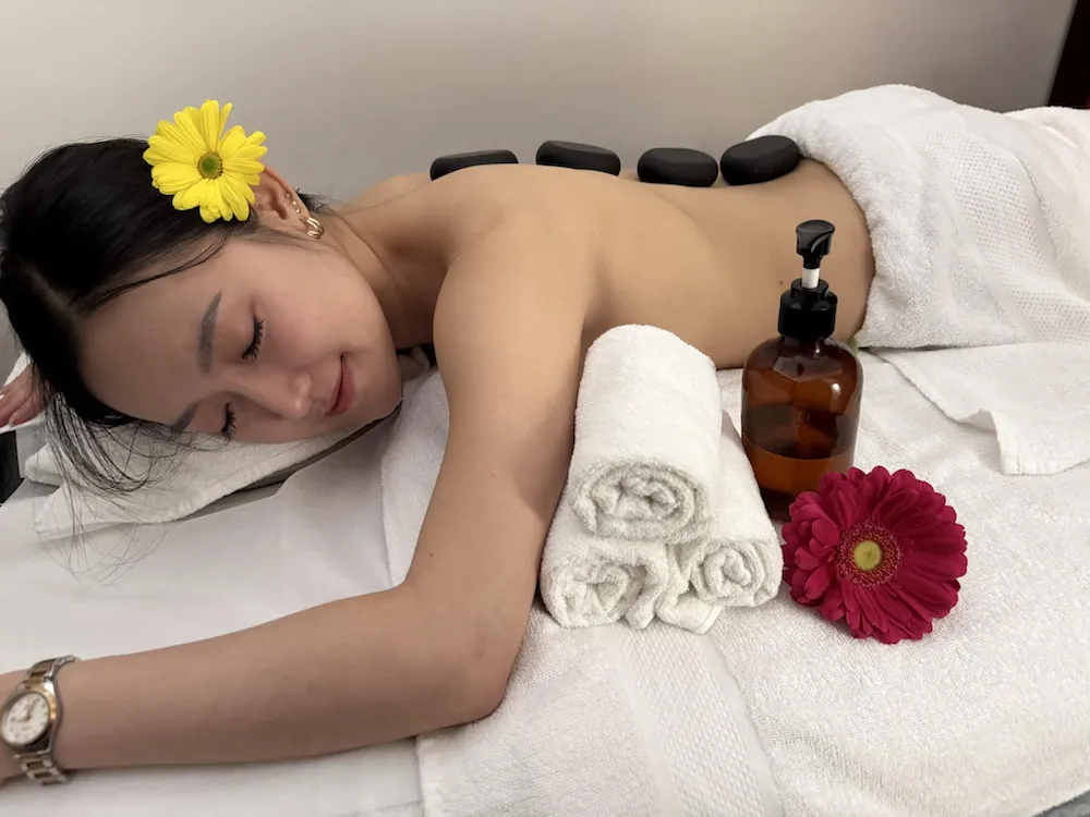Hot Oil & Hot Stone Massage Hot Oil & Hot Stone Massage